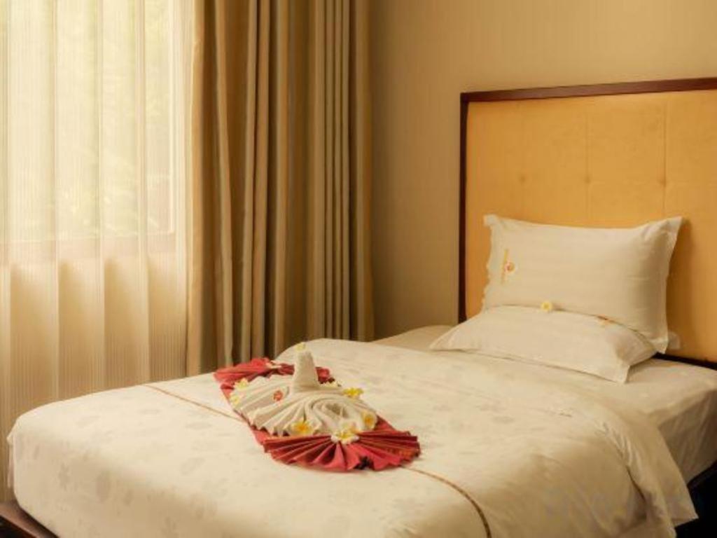 Xishuangbanna Hotel Managed By Xandria Hotel Luang Prabang Dış mekan fotoğraf