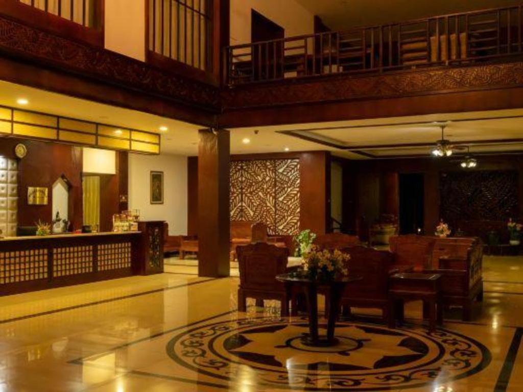 Xishuangbanna Hotel Managed By Xandria Hotel Luang Prabang Dış mekan fotoğraf