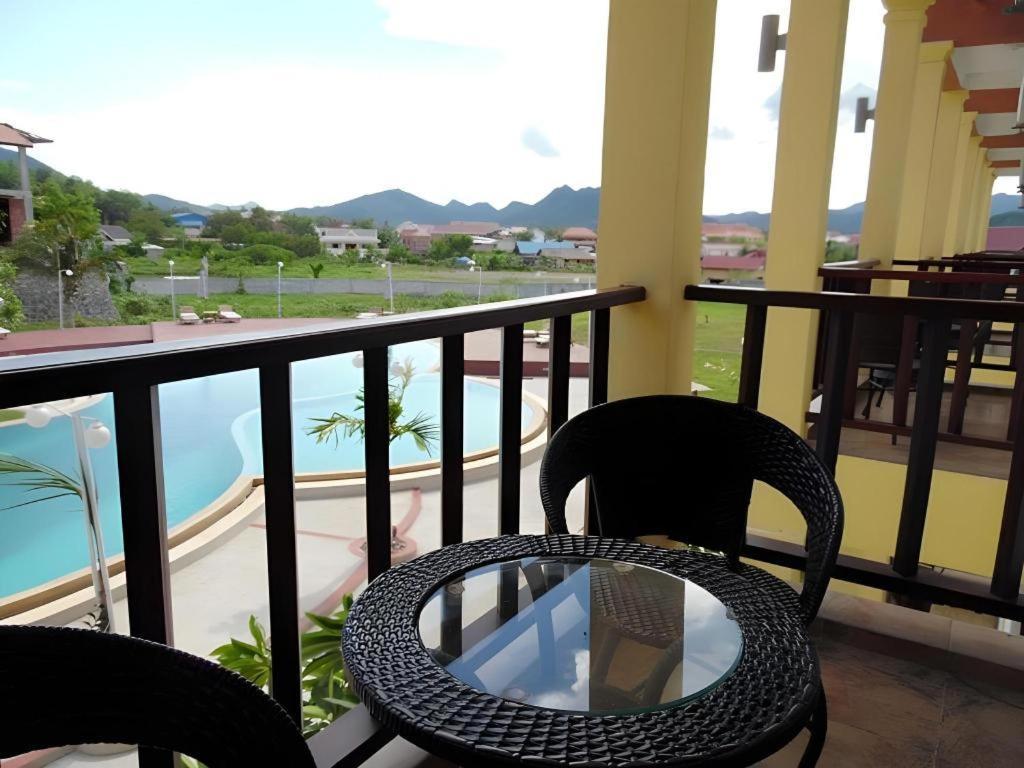 Xishuangbanna Hotel Managed By Xandria Hotel Luang Prabang Dış mekan fotoğraf