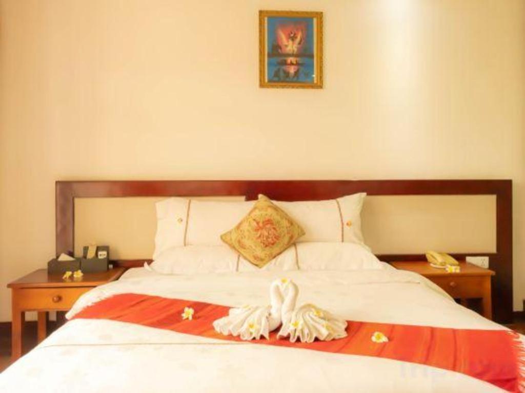 Xishuangbanna Hotel Managed By Xandria Hotel Luang Prabang Dış mekan fotoğraf