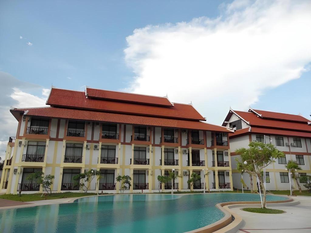 Xishuangbanna Hotel Managed By Xandria Hotel Luang Prabang Dış mekan fotoğraf