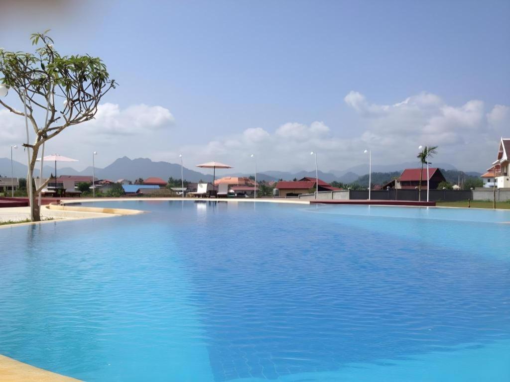 Xishuangbanna Hotel Managed By Xandria Hotel Luang Prabang Dış mekan fotoğraf